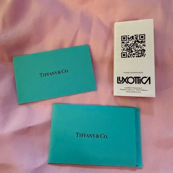 Tiffany & Co. Pink frame Sunglasses - Picture 6 of 6